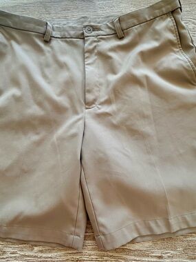 Men's Flat Front Cool 18 Pro Tan Golf Shorts